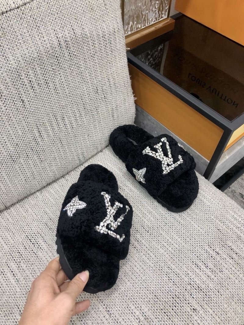 Louis Vuitton Slippers